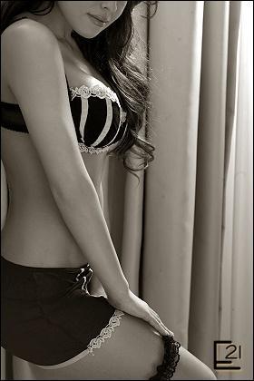 Follow Escort21 on Twitter