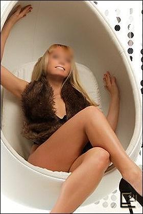 Follow Escort21 on Twitter